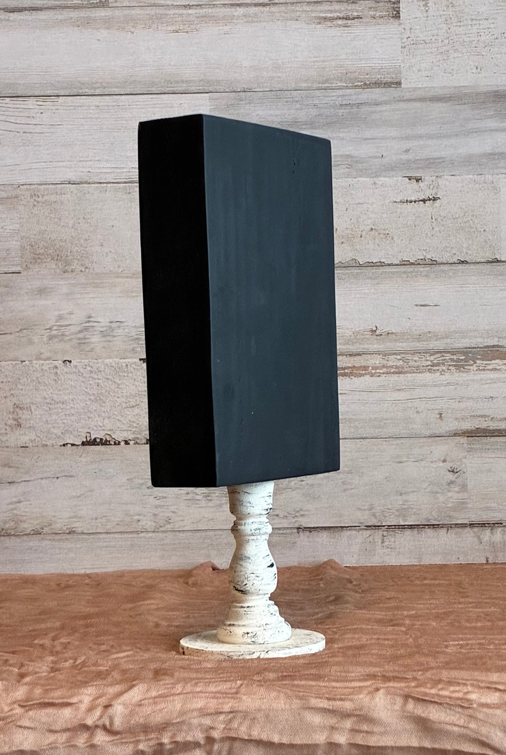 Rest a While – Farmhouse Pedestal Shelf Sitter
