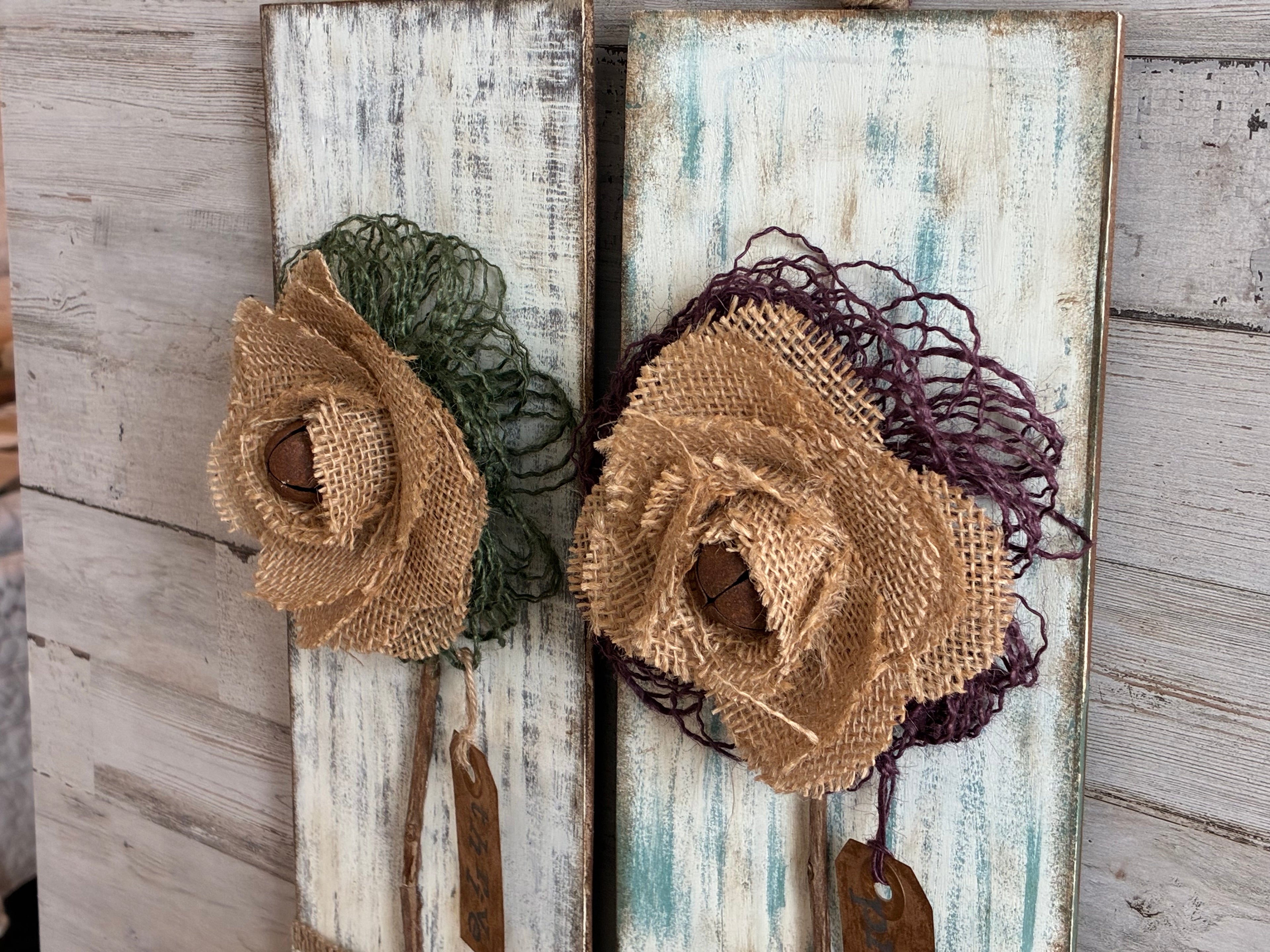 Burlap Rosette Wall Hanger – Rustic Farmhouse Cottagecore Decor