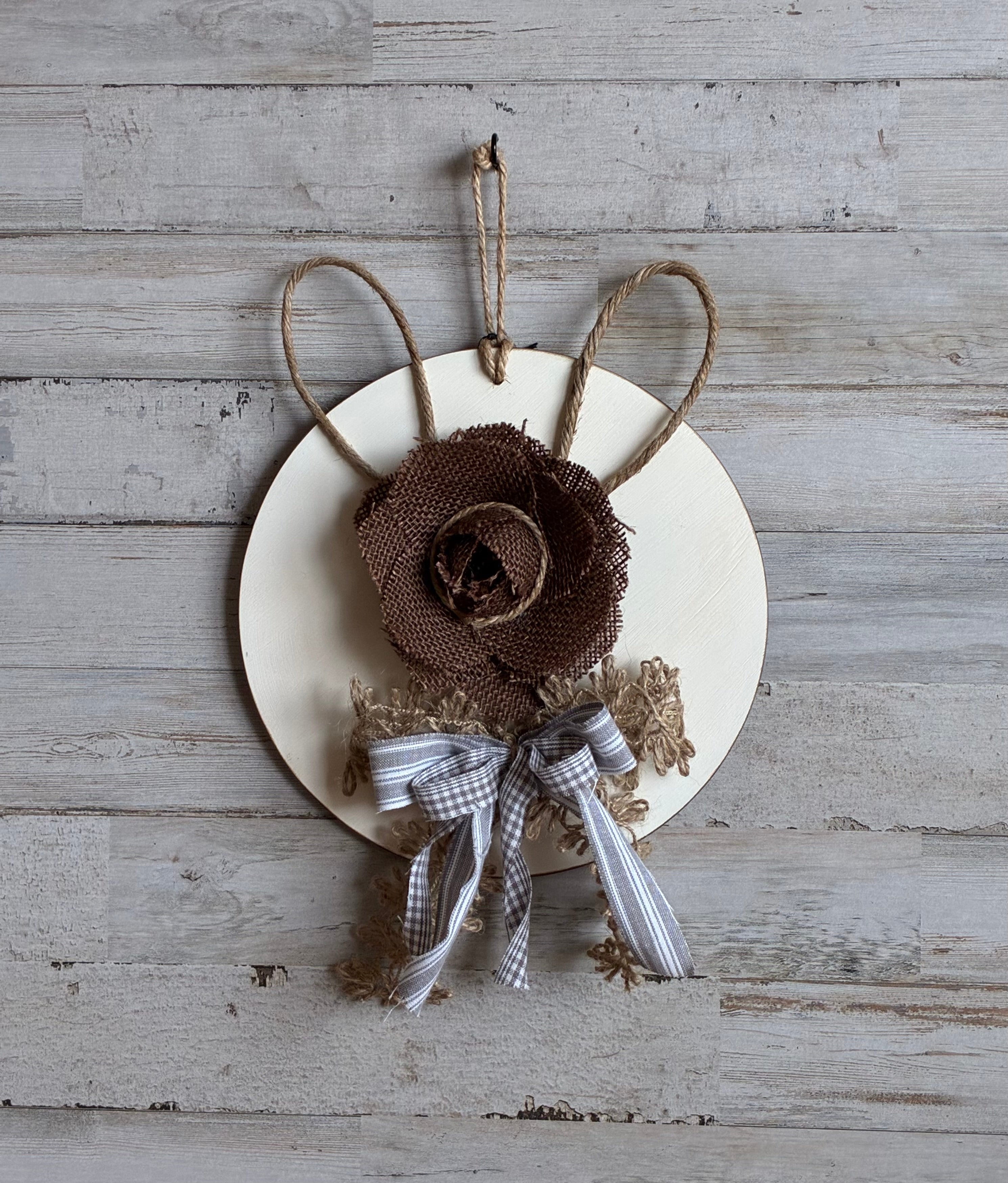 Burlap Rosette Bunny Wood Round Wall Hanger – Farmhouse Easter Cottagecore Decor