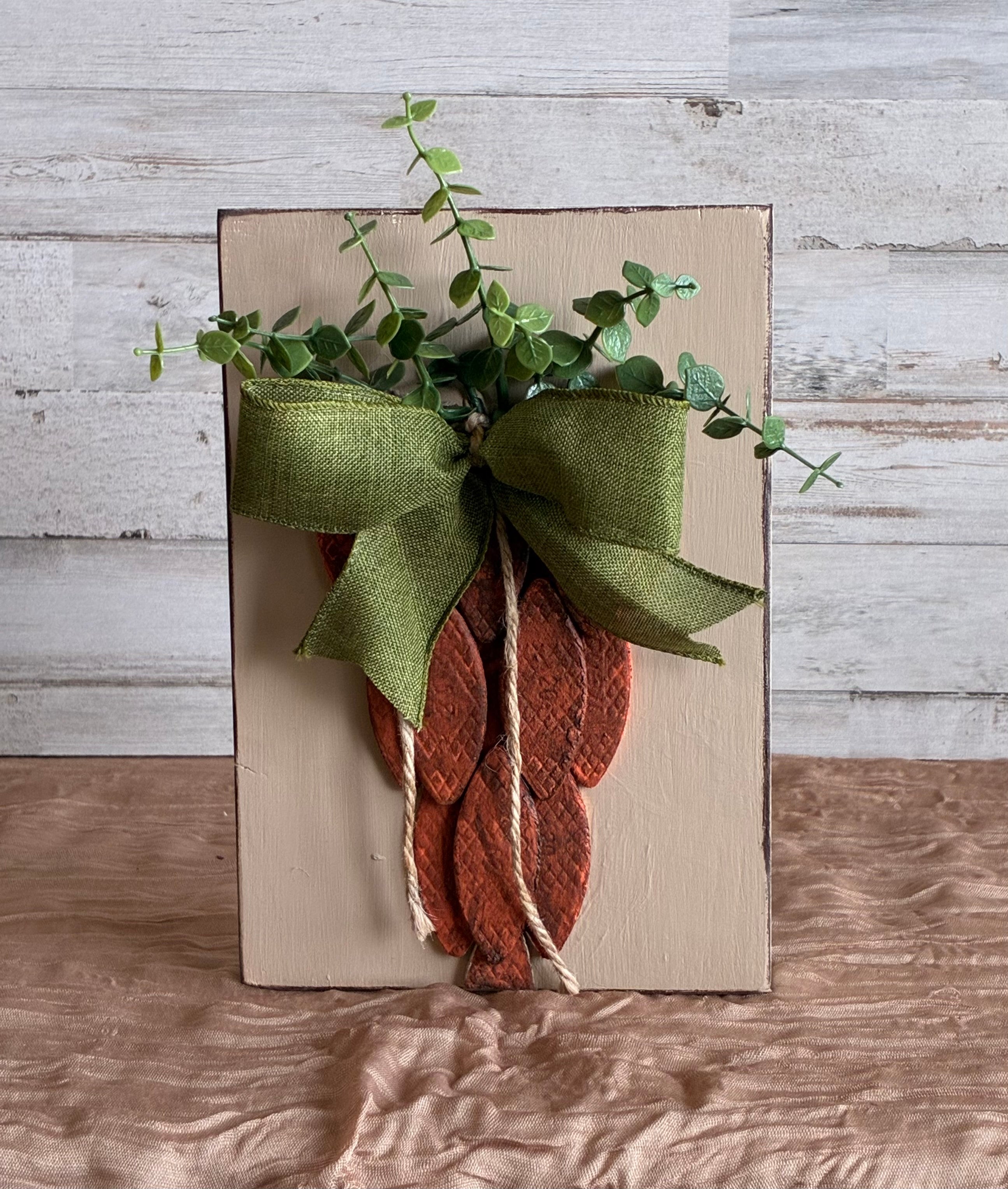 Wood Biscuit Carrot Block Shelf Sitter – Farmhouse Easter Spring Decor