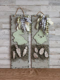 Sage Chick Chippy Wood Wall Hanging – Farmhouse Spring & Nursery Decor