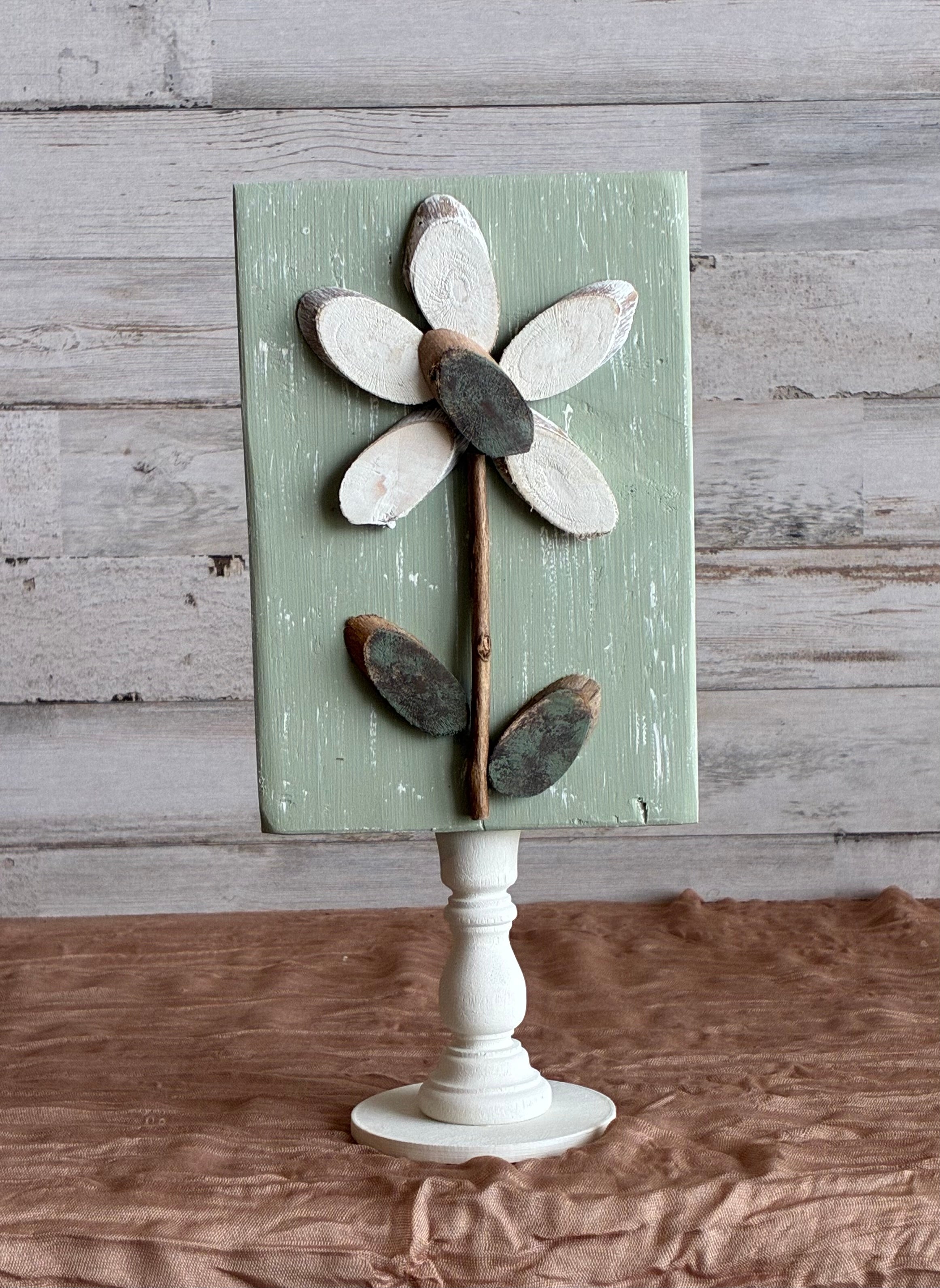 Wood Slice Daisy Flower Art on Pedestal