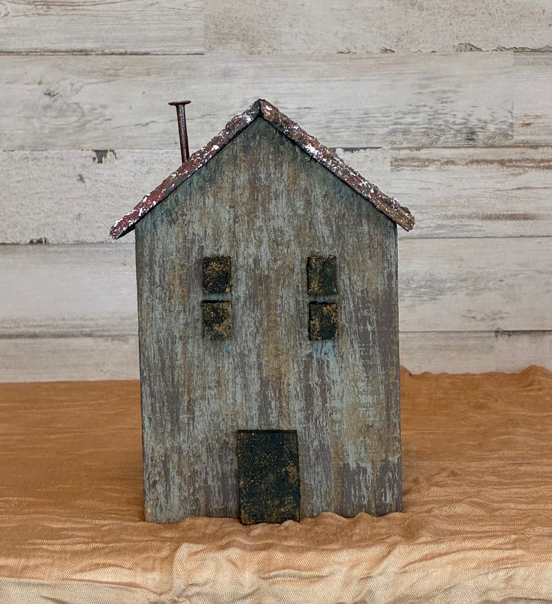 Rustic Farmhouse Cottage – Brown & Green, Large