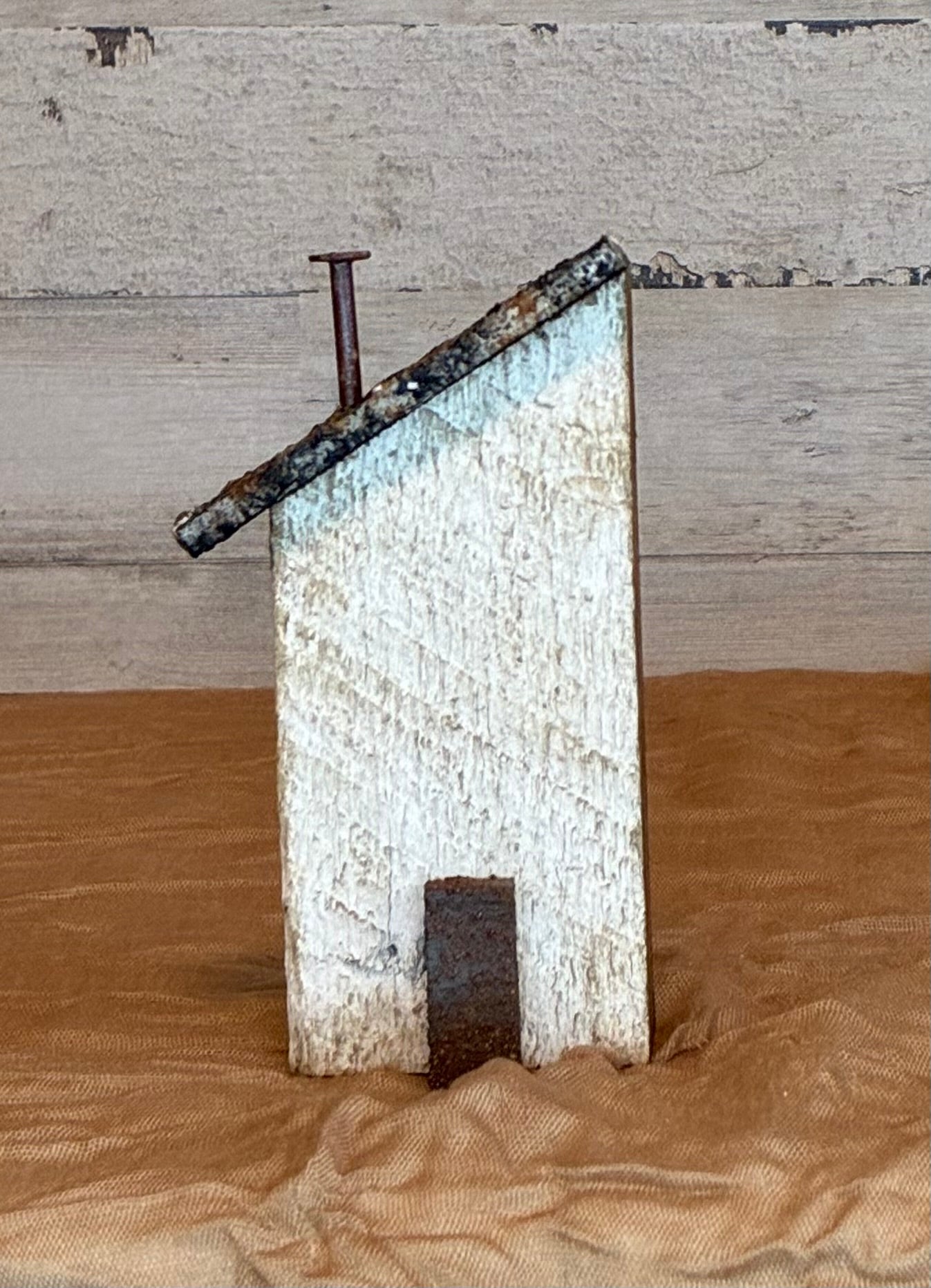 Rustic Barnwood Cottage – White, Small