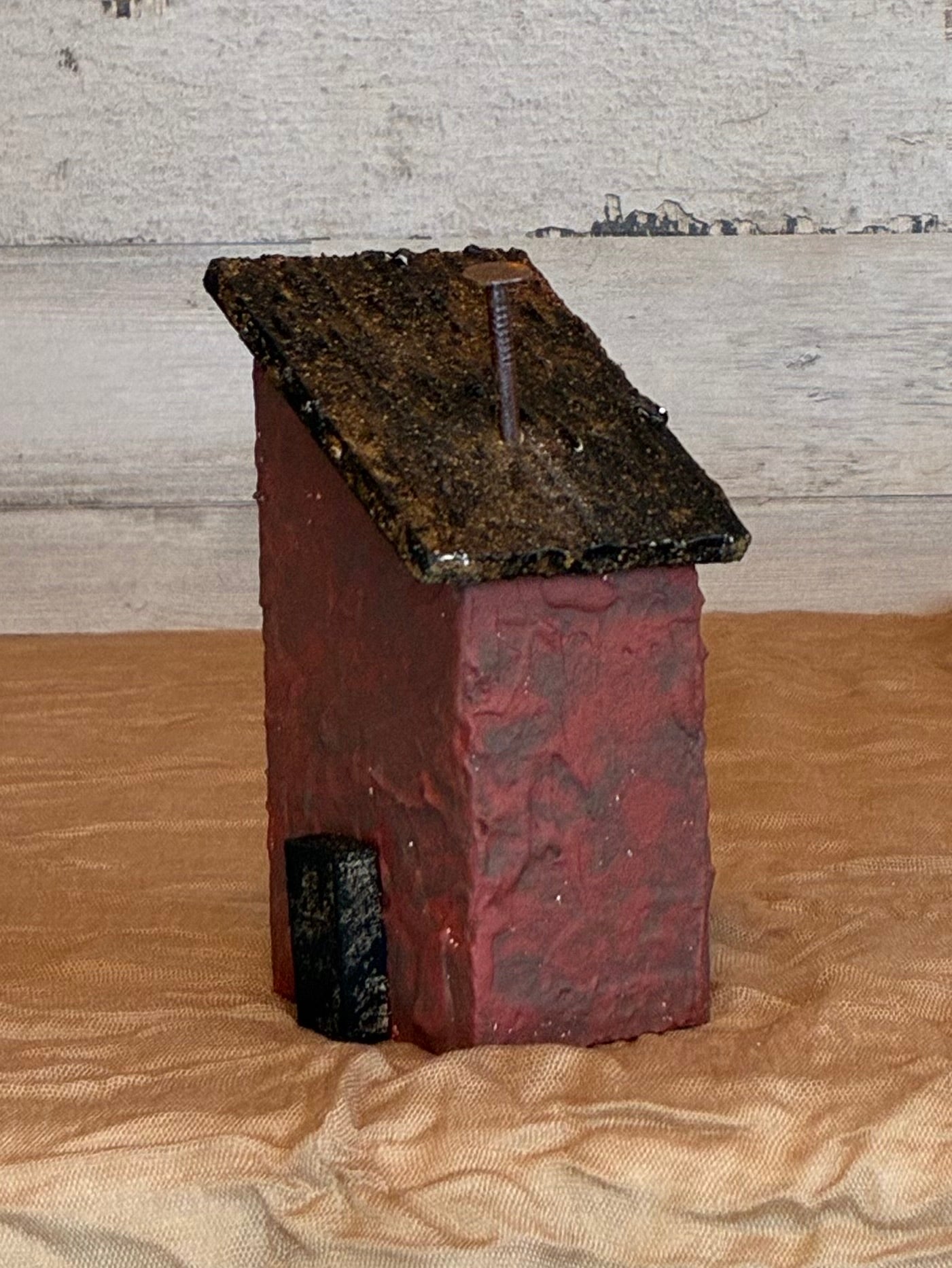 Rustic Farmhouse Cottage – Barn Red & Brown, Small